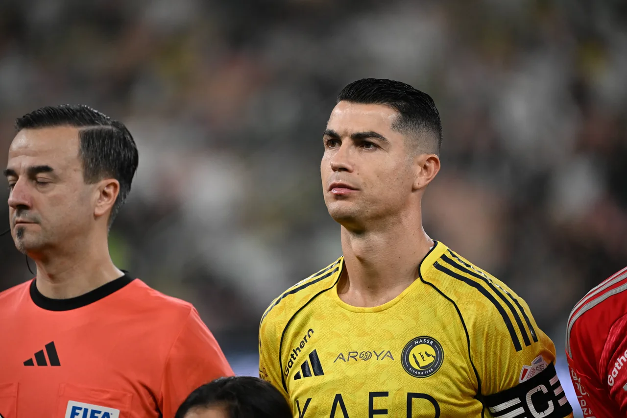 ESPN: Cristiano Ronaldo nhận được lời hỏi thăm từ nhiều đội bóng sau cuộc đình công, nhưng anh cho rằng việc chuyển nhượng vào thời điểm này không có lợi cho việc chuẩn bị cho World Cup