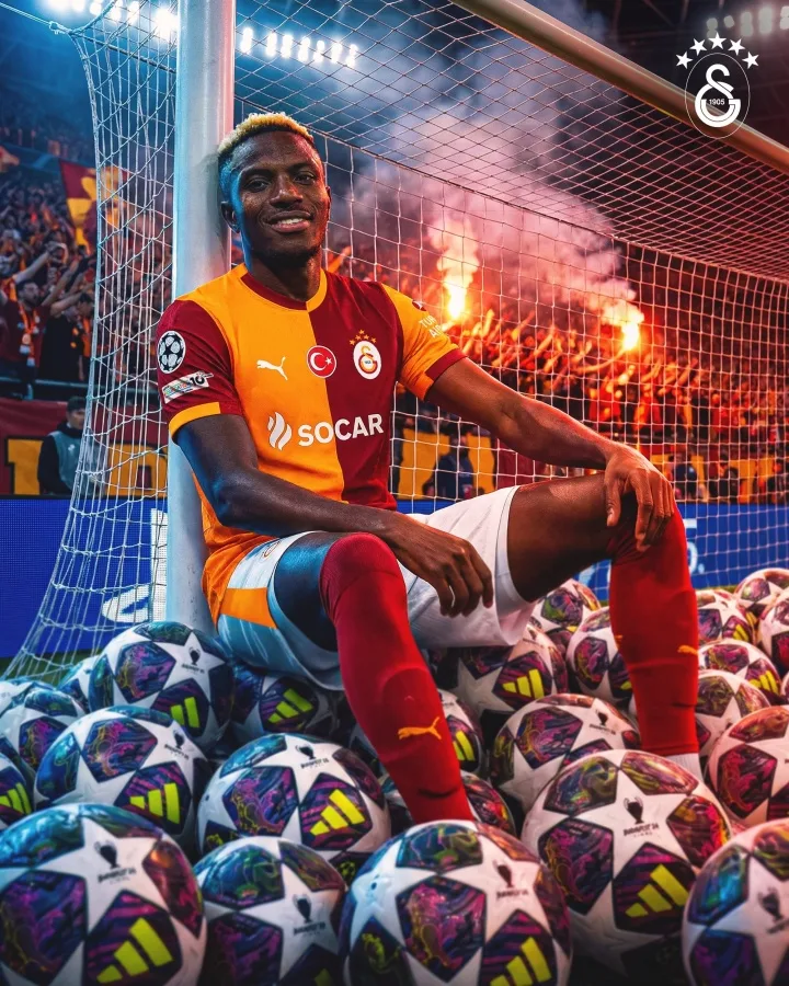 Champions League: Lương cao và năng lực cao! Cầu thủ 27 tuổi Osimhen lọt vào top 16 Champions League với 7 bàn sau 8 trận và thuyết phục nhiều đội bóng ra đi với mức lương 15 triệu/năm.