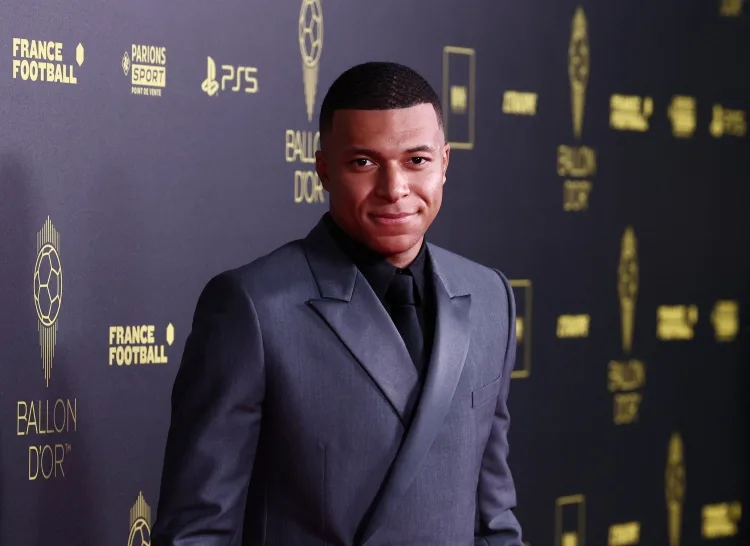 Mbappe: Biểu tượng thời trang đầu tiên của tôi là David Beckham