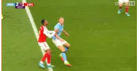 BBC: Ban chuyên môn Ngoại hạng Anh cho rằng Gabriel xứng đáng nhận thẻ đỏ