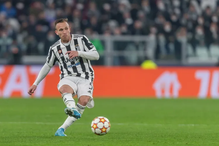 Arthur: Juventus sẽ chiến đấu tới cùng cho vị trí nhì bảng, còn tôi đang hạnh phúc ở Gremio