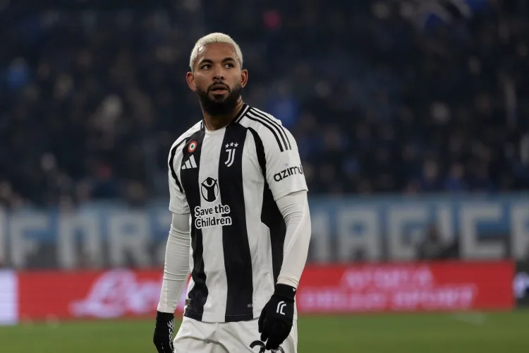 Galatasaray hỏi mua Douglas Luiz, Aston Villa khó kích hoạt điều khoản