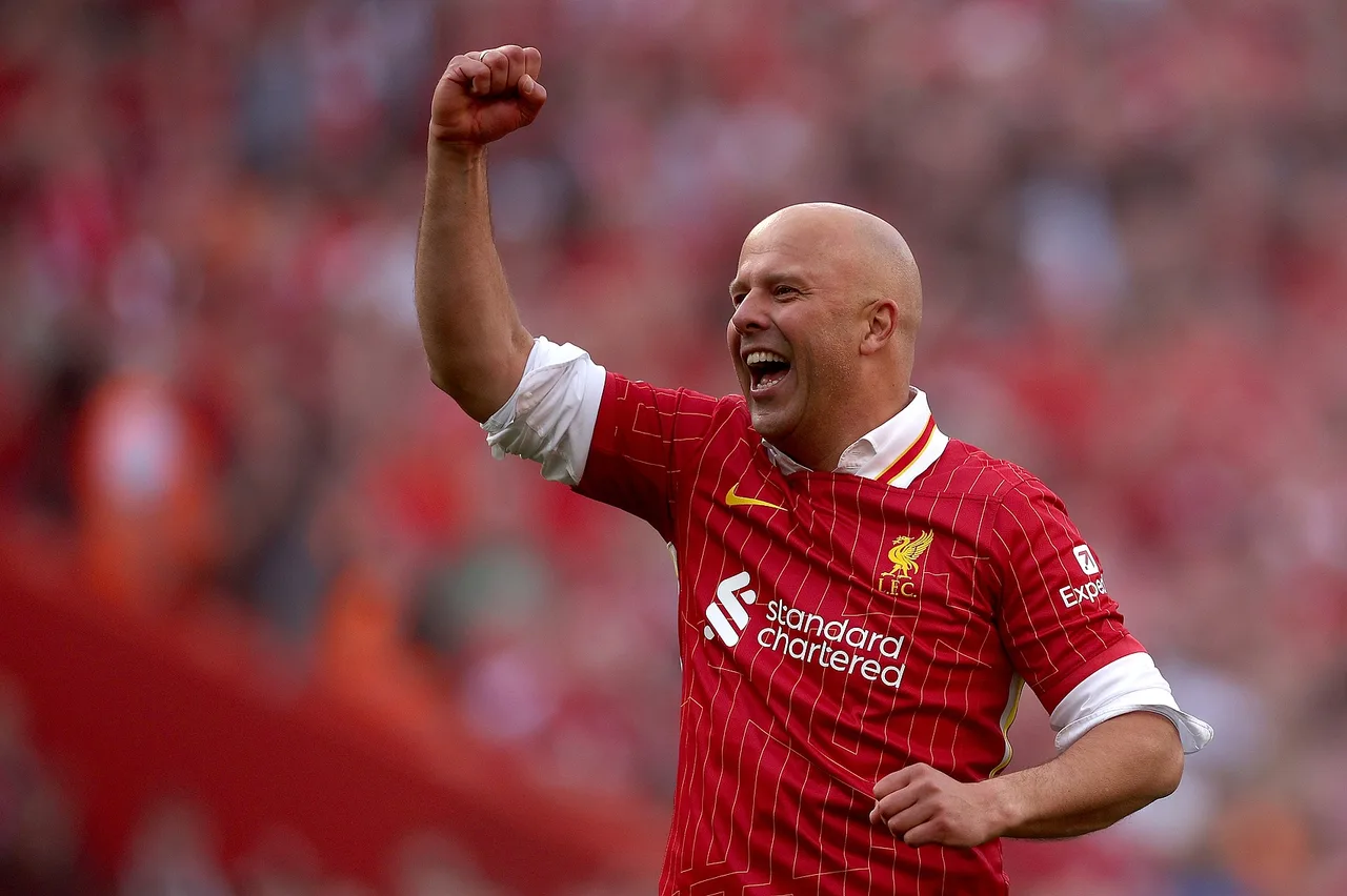 Liverpool cân nhắc bổ sung trợ lý cũ của Slot vào ban huấn luyện