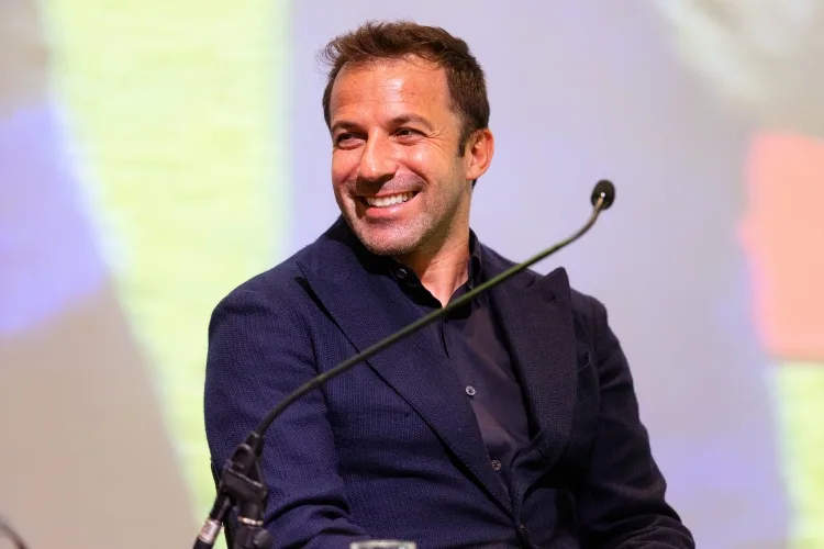 Del Piero: Bầu không khí sân Atletico thật khó tin, họ xứng đáng thắng Arsenal