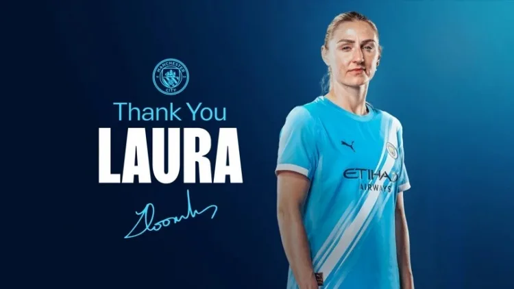 Huyền thoại bóng đá nữ Manchester City Laura Coombs giải nghệ vào cuối mùa giải sau khi ghi 27 bàn sau 154 lần ra sân