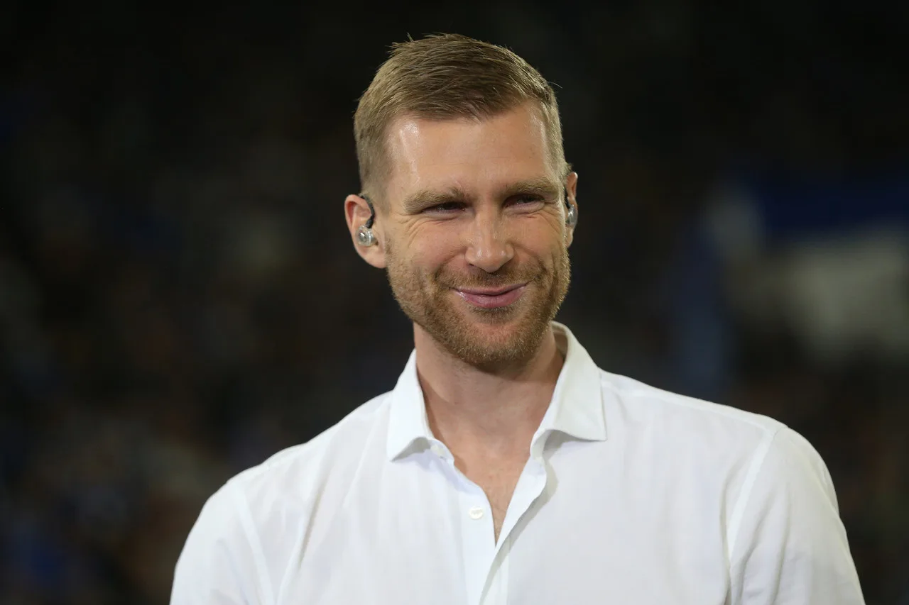 Arsenal sẽ tri ân Mertesacker trước trận gặp Fulham