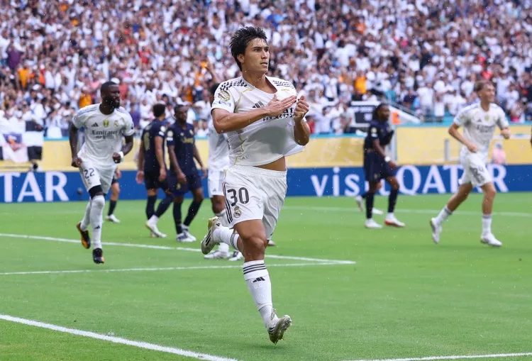 Romano: hơn 10 CLB theo đuổi Gonzalo Garcia, Real Madrid chuẩn bị quyết định tương lai