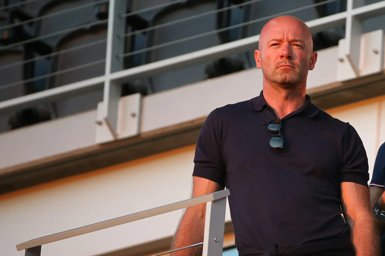 Shearer: Liverpool và MU đều không còn giống hình ảnh quen thuộc, hòa cũng chấp nhận được