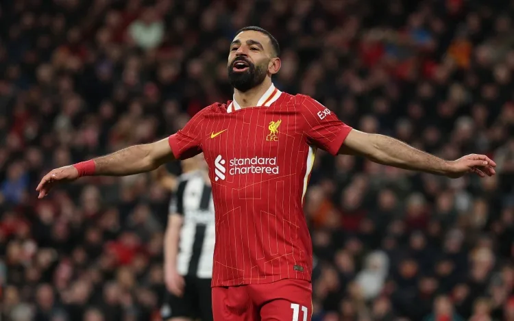 Salah giữ kỷ lục ghi bàn vào lưới MU trước thềm derby nước Anh