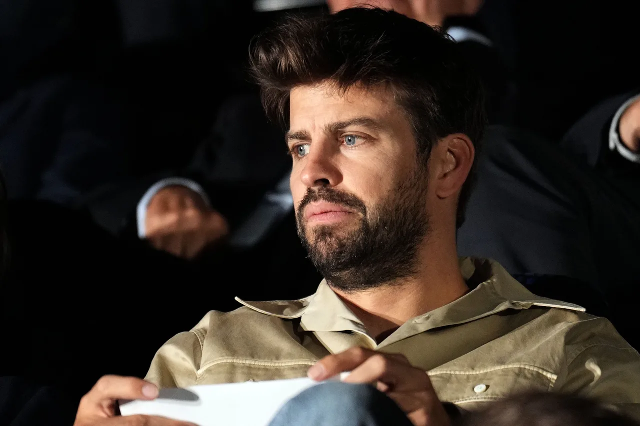 COPE: Ban huấn luyện Andorra nhận bốn thẻ đỏ, Pique còn đuổi theo trọng tài sau trận