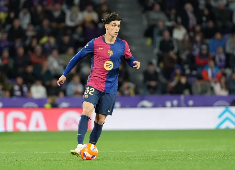Inter và Leverkusen cùng theo đuổi hậu vệ trẻ Fort của Barca