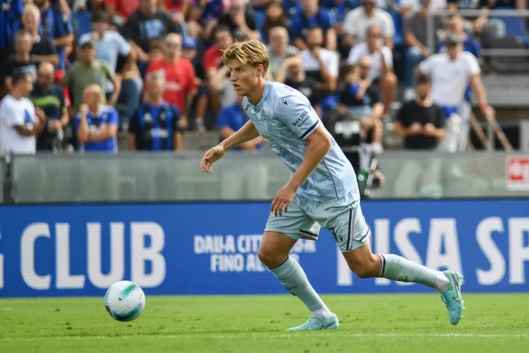 Schilla: Các tuyển trạch viên của Milan đang theo dõi hậu vệ Christensen của Udinese, các CLB Premier League cũng quan tâm