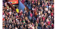 Tottenham dẫn 2-0 từ sớm, một bộ phận CĐV Aston Villa rời khán đài