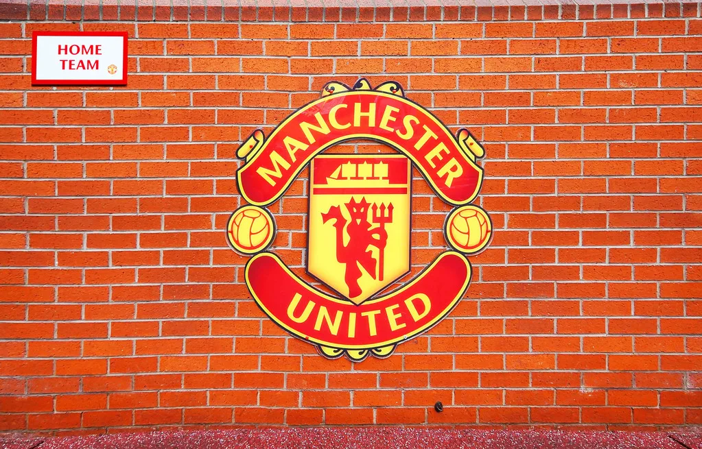 Man United sẽ được Adidas thưởng thêm 10 triệu bảng nếu trở lại Champions League