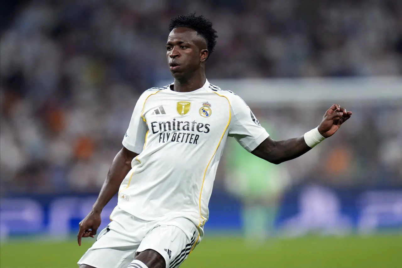 Phóng viên khẳng định Vinicius không mâu thuẫn với đồng đội ở Real Madrid
