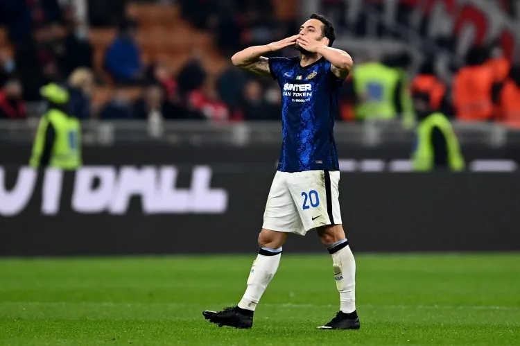 Calhanoglu: Chivu giúp Inter đoàn kết hơn và chức vô địch là hoàn toàn xứng đáng