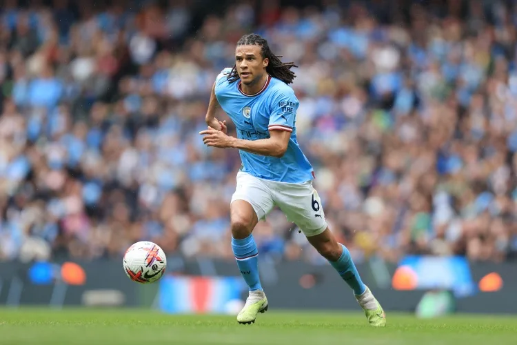 Truyền thông Hà Lan: Ake sẽ rời Manchester City vào mùa hè này, Juventus, Roma và Milan quan tâm đưa anh về