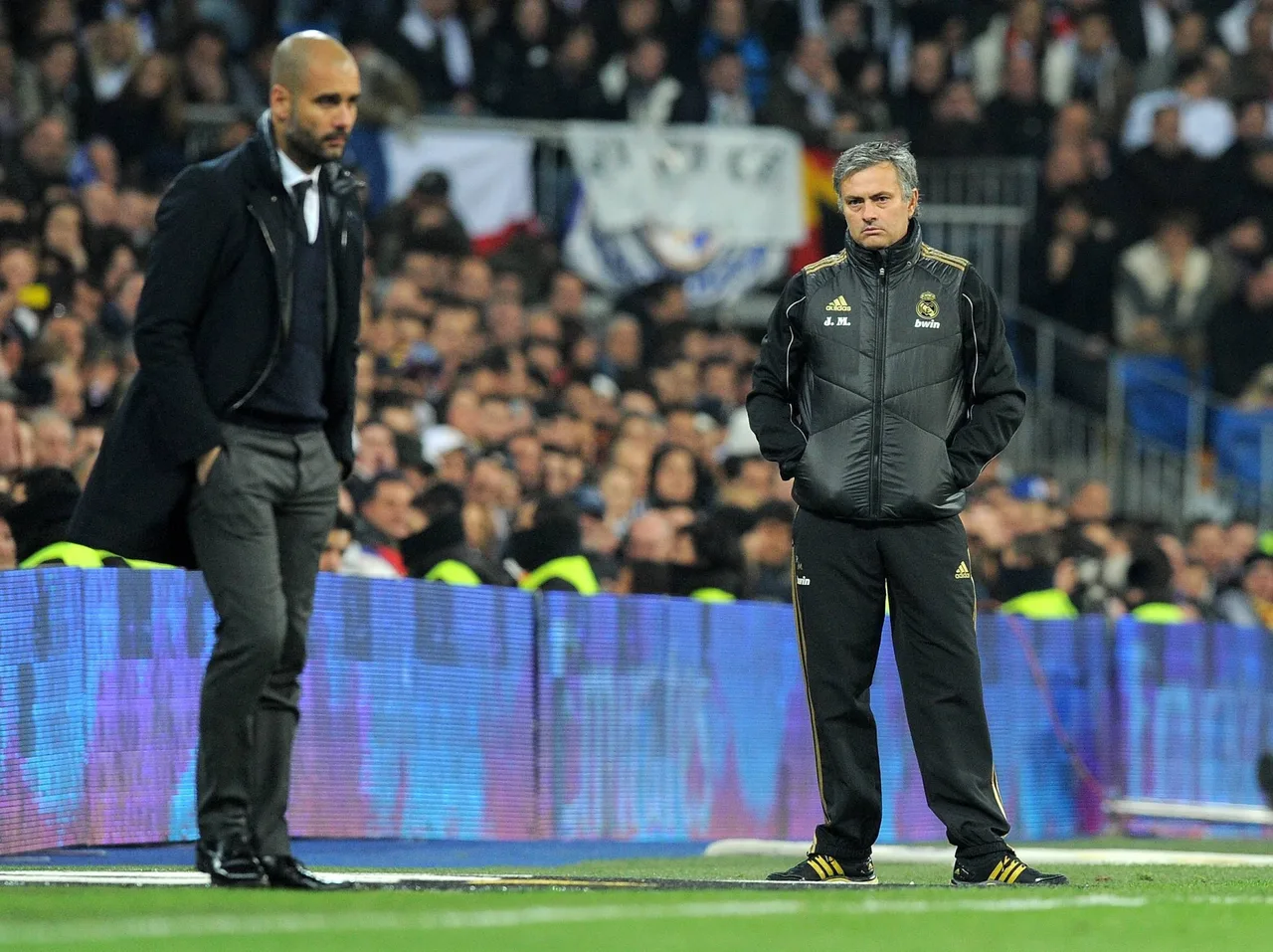 AS: Mourinho đang tạo tiếng vang lớn trong cuộc đua ghế nóng ở Real Madrid