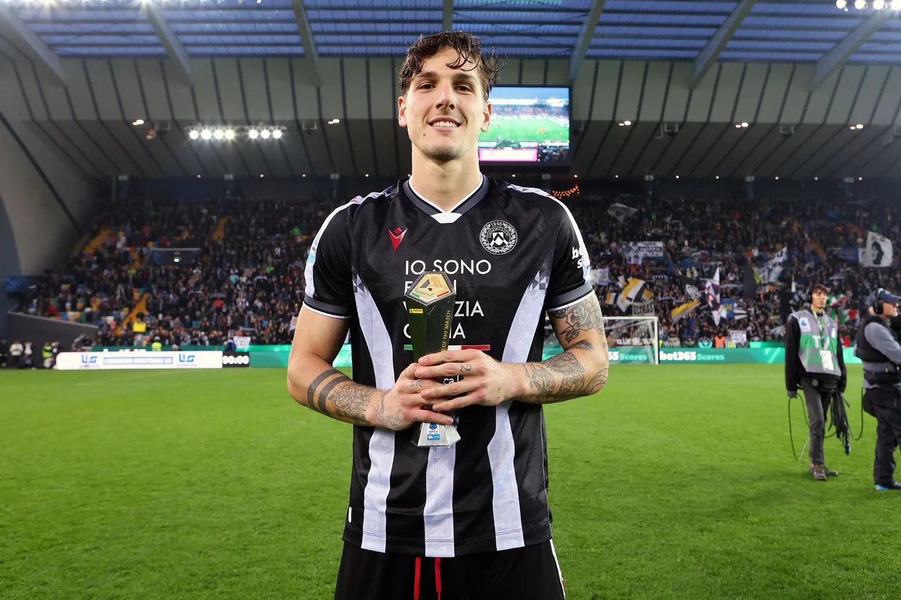 Zaniolo: Tôi muốn ở lại Udinese và tôi sẵn sàng đàm phán mọi điều kiện; Tôi muốn trở lại đội tuyển Ý