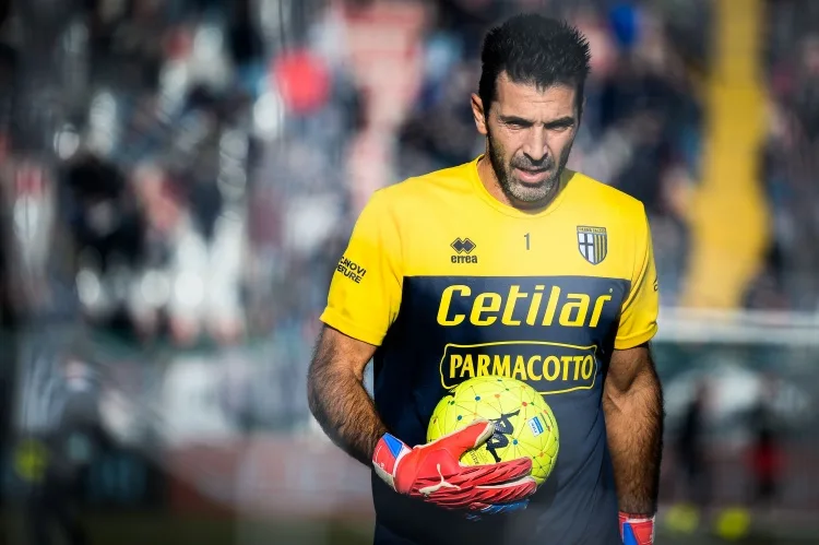 Buffon: Tôi luôn có ước mơ được chơi bóng. Cho đến năm 43, 44 tuổi, tôi mới có cơ hội giành Quả bóng vàng