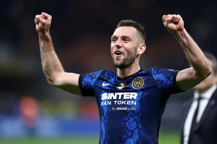 Tin tức bóng đá: Benfica dự định giới thiệu hậu vệ De Vrij của Inter Milan vào mùa hè và cầu thủ này đã sẵn sàng tham gia