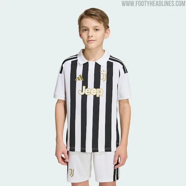 Hình ảnh gián điệp áo sân nhà của Juventus cho mùa giải tới: sọc đen trắng cổ điển + logo nhà tài trợ vàng