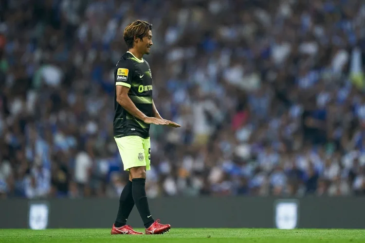 Truyền thông Bồ Đào Nha: Leeds United sắp ký hợp đồng với Morita Hidemasa mà không cần ký hợp đồng. Hợp đồng của cầu thủ với Sporting CP sẽ hết hạn vào mùa hè này