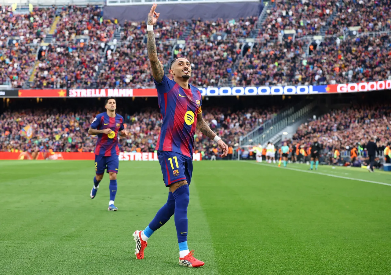 Thể thao thế giới nói về sự chuẩn bị của Barcelona cho El Clasico: Raphinha tăng cường độ tập luyện và dự kiến ​​trở lại