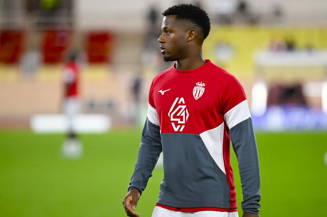 L'Equipe: Cả Monaco và Fati đều có ý định tiếp tục hợp tác nhưng cầu thủ cần giảm thêm lương