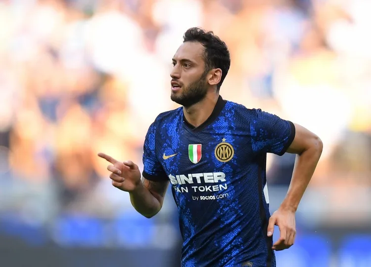 Phóng viên: Calhanoglu tập riêng, Luis Henrique trở lại một phần buổi tập của Inter