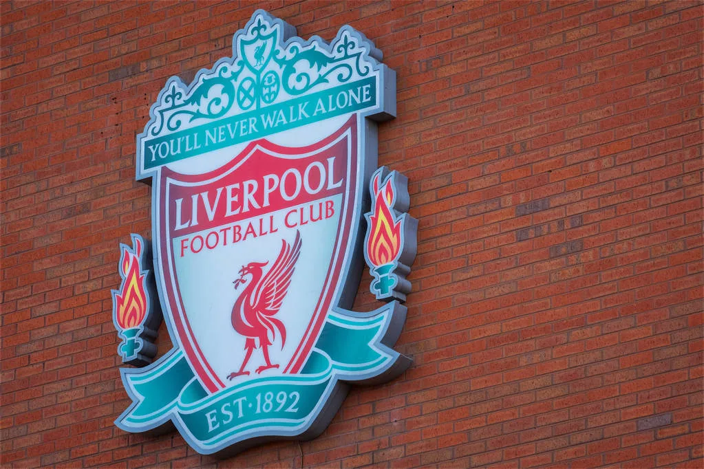 Liverpool xác nhận tăng 3% giá vé mùa tới, sau đó đóng băng ở mùa 2027-28
