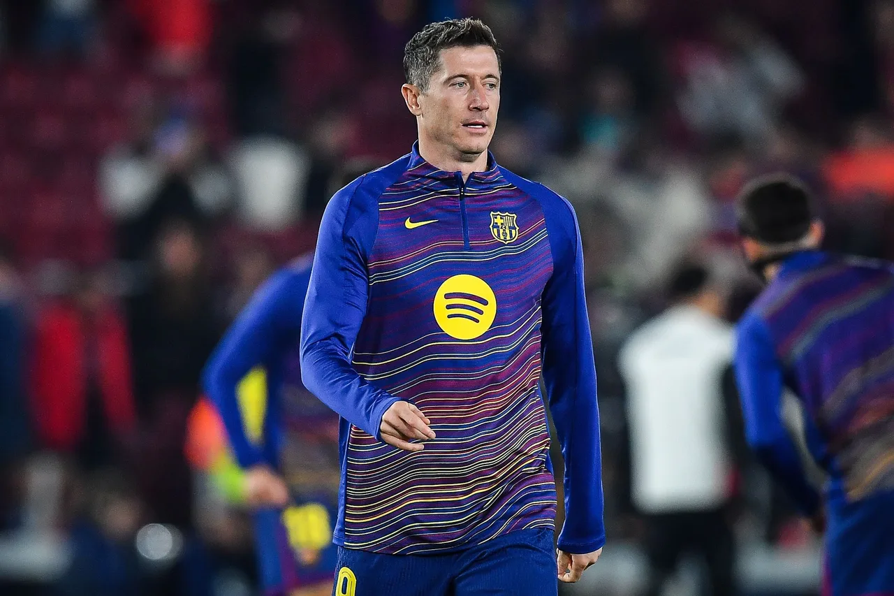 Di Marzio: Juventus gặp người đại diện Lewandowski nhưng chưa rõ có nhập cuộc hay không