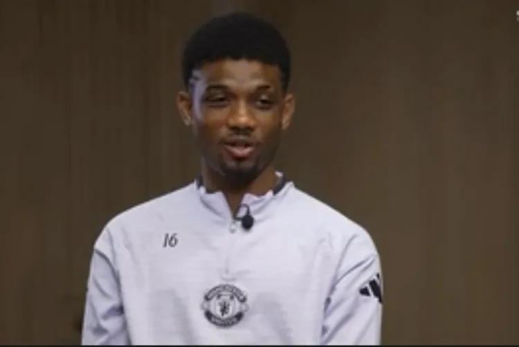 Ahmad: Chúng tôi ủng hộ Carrick và chúng tôi sẽ rất vui nếu anh ấy tiếp tục làm huấn luyện viên