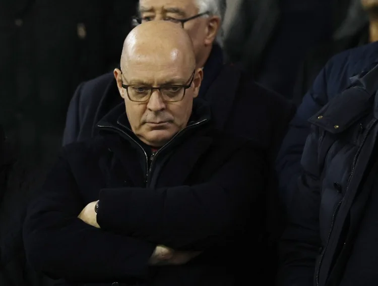 Sir Dave Brailsford rời ghế giám đốc Manchester United