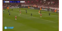BBC nêu ngoại lệ trong luật chạm tay để bảo vệ quyết định không cho Bayern hưởng phạt đền