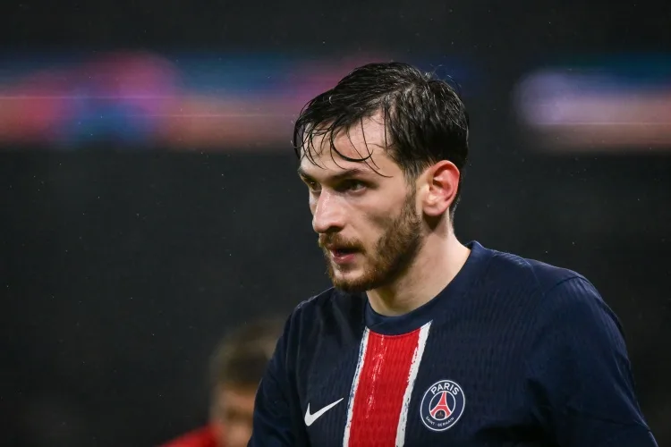 Kvaratskhelia: PSG bất bại trước 4 đội Ngoại hạng Anh mùa này nhưng chung kết vẫn sẽ rất khó khăn
