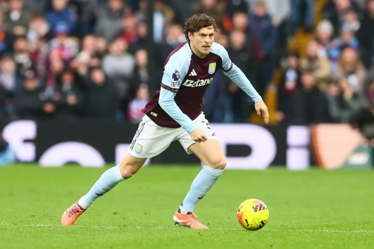 Viết bình luận trên Villa: Watkins đánh thức ký ức Tuchel, Lindelof trở thành cầu thủ bất ngờ ở hàng tiền vệ