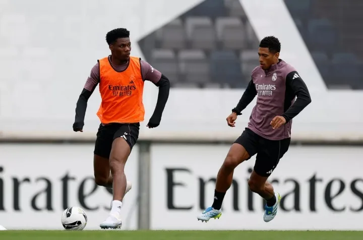 Không bị ảnh hưởng bởi cuộc chiến! Real Madrid chính thức tung ảnh tập luyện hôm nay: Tchouameni tập luyện bình thường