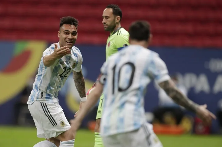 Lautaro: Điều thực sự khiến tôi ấn tượng về Messi là thái độ tập luyện của anh ấy. Tôi đã cố gắng mang những phẩm chất của anh ấy đến Inter Milan