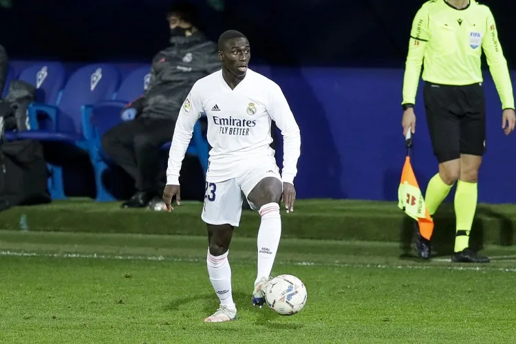 Marca: Ferland Mendy sẽ phẫu thuật và dự kiến nghỉ khoảng 5 tháng