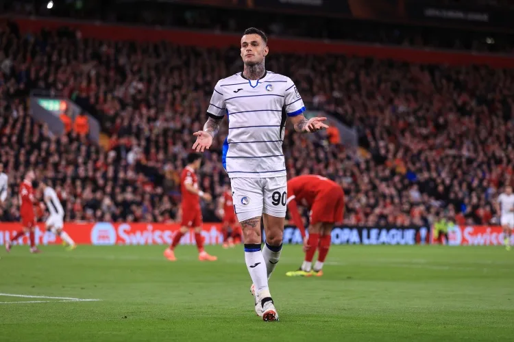 Roma nhắm Scamacca, Atalanta được cho là muốn 30-35 triệu euro