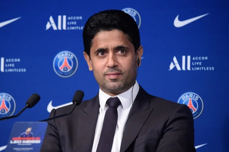 Chu tich PSG den Strasbourg xem ban ket Conference League nhung doi chu nha lo hen chung ket