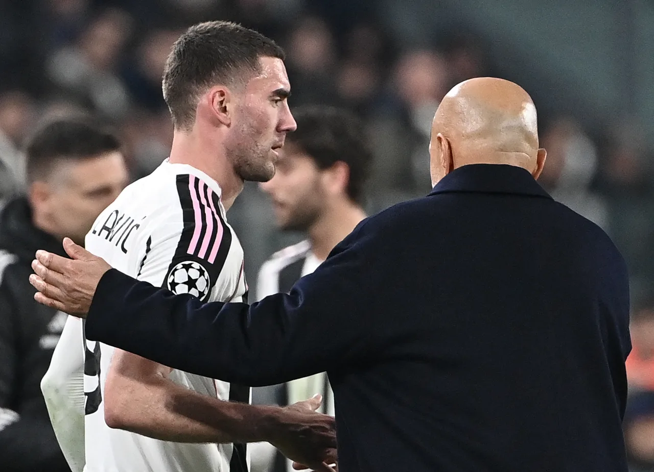 Gazzetta: Đàm phán gia hạn giữa Juventus và Vlahovic đình trệ, Kolo Muani lại vào tầm ngắm