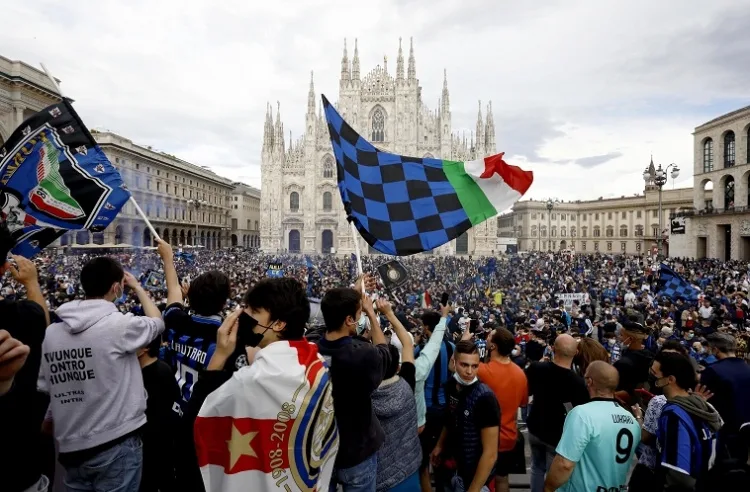 Bầu trời Ý: Inter Milan sẽ tổ chức diễu hành vô địch vào ngày 17/5 và ăn mừng suốt đêm tại Quảng trường Nhà thờ