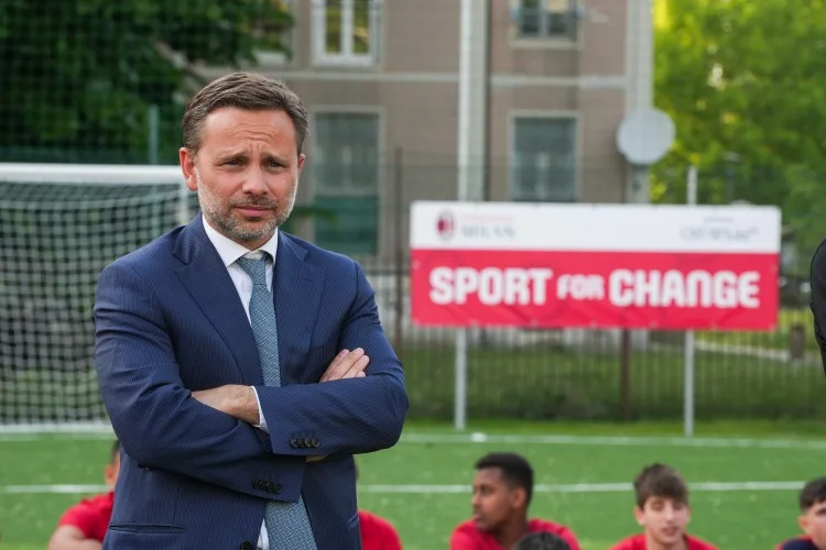 CĐV AC Milan kêu gọi CEO Furlani từ chức