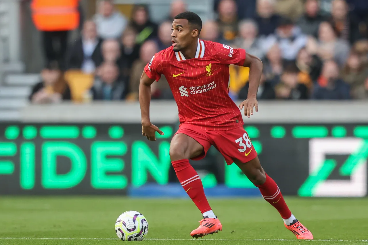 Liverpool đã ghi được những cú sút xa của 17 trên mọi đấu trường mùa này. Đội bóng ở Premier League chỉ đứng sau Manchester City và Villa