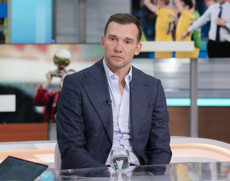 Shevchenko: Milan buộc phải chiến đấu tới cùng cho suất Champions League