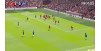 Chelsea gỡ 1-1 trước Liverpool từ tình huống đá phạt của Enzo