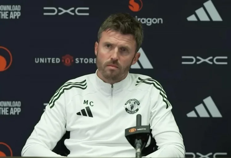 Carrick: Những đồn đoán về ghế HLV MU không làm tôi phân tâm