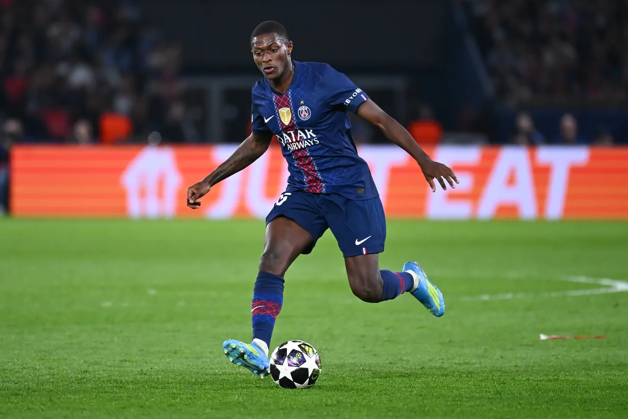Quan chức Paris: Pacho, Nuno Mendes và Zaire Emery tiếp tục điều trị chấn thương